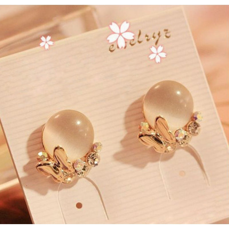 Korean Fashion Pearl Stud Earrings